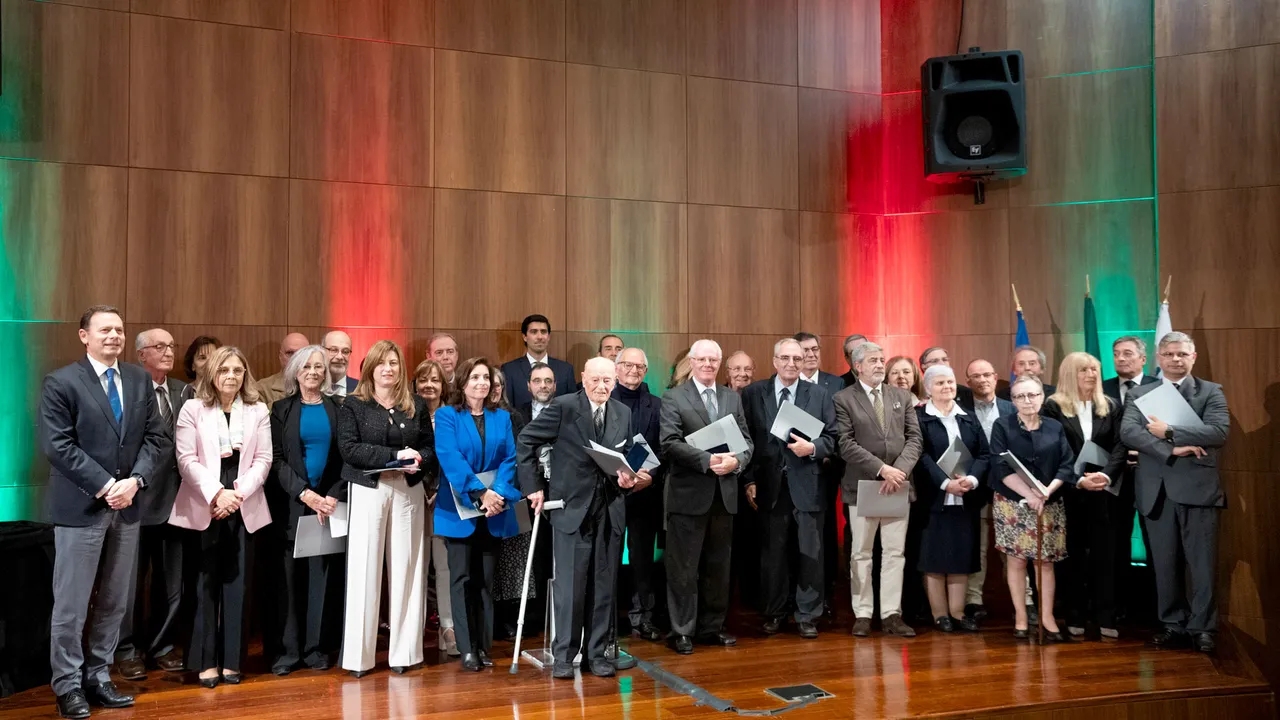 O Ministério da Saúde conferiu as Medalhas de Serviços Distintos – Grau Ouro