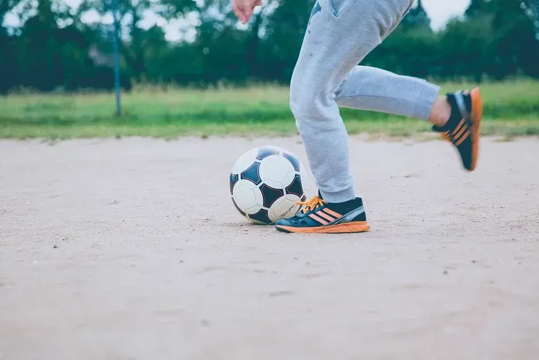 Oftalmologistas alertam para necessidade de proteção ocular durante atividades desportivas